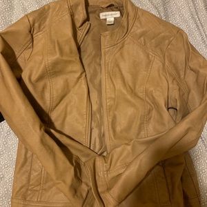 Beige/tan leather jacket.